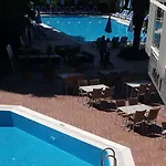 Apart Otel Carmen 3*