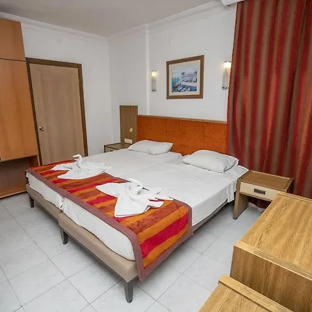 Carmen Hotel de apartamente 3*
