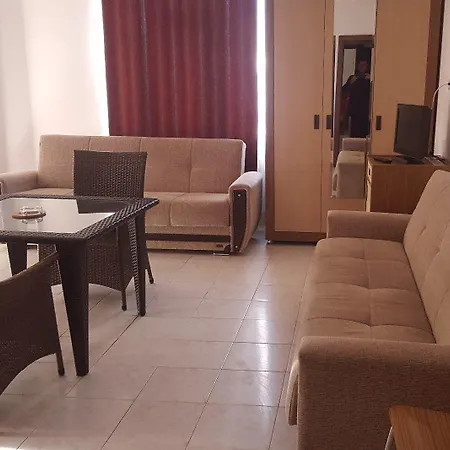 Carmen Apart-hotel 3*