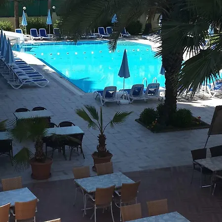 Апарт-отель Carmen