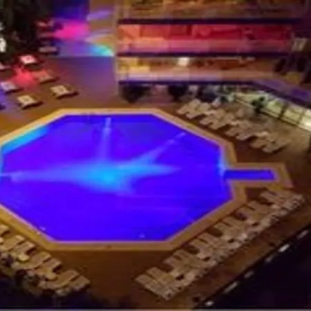 Aparthotel Carmen 3*