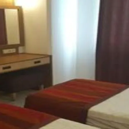 Hotel de apartamente Carmen 3*