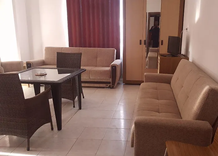 Carmen 公寓式酒店 3*